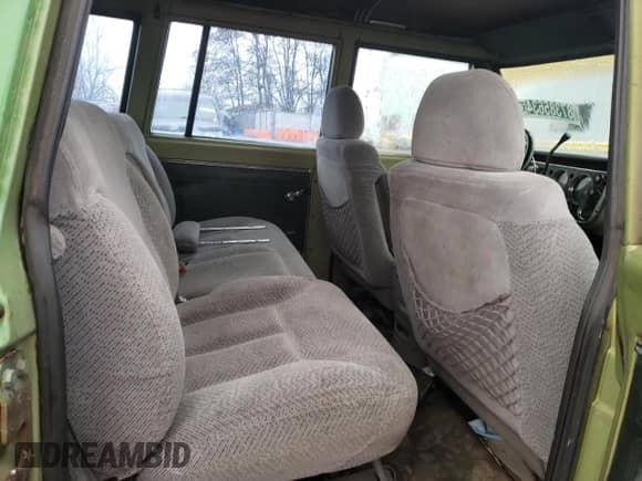 1971 Chevrolet Suburban with VIN CE261Z640706, listed as a Copart auction lot 87385634 with 818,477 mi miles and Clean title. Bid and sale history available at DreamBid. Image 11.