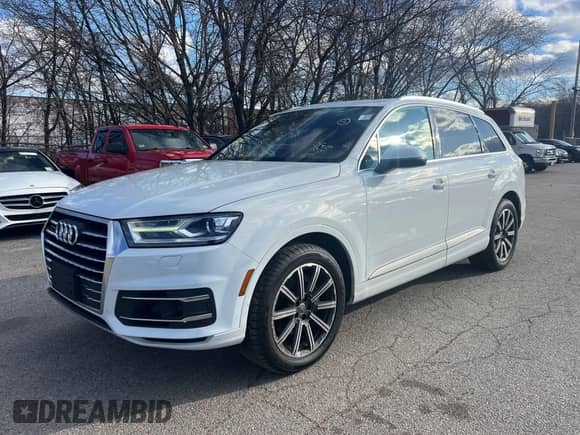 2017 Audi Q7 Premium Plus с VIN WA1LAAF72HD005719, выставлен на аукционе IAAI как лот 42019701 с пробегом 154 276 миль миль и . История ставок и продаж доступна на DreamBid. Изображение 2.