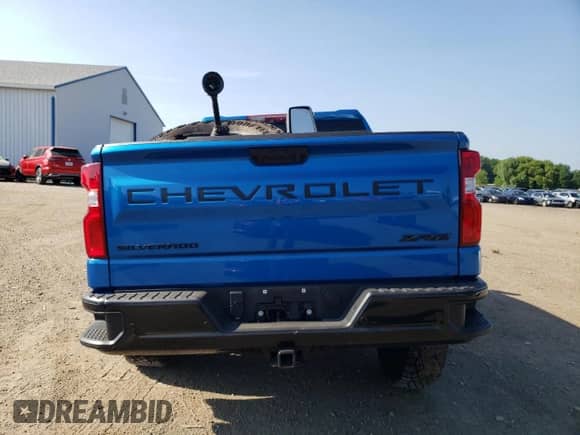 2024 Chevrolet Silverado 1500 ZR2 с VIN 3GCUDHE87RG197762, выставлен на аукционе Copart как лот 62410105 с пробегом 16 905 миль миль и Списание • Salvage title. История ставок и продаж доступна на DreamBid. Изображение 6.