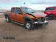 2006 Chevrolet Colorado 3LT z VIN 1GCDT136668139669, wystawiony jako IAAI lot #43037855 z przebiegiem 136 951 mil mil oraz . Historia ofert i sprzedaży dostępna na DreamBid. Obrazek 1.