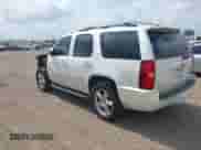 2012 Chevrolet Tahoe LTZ z VIN 1GNSCCE00CR220286, wystawiony jako IAAI lot #42130251 z przebiegiem 186 792 mil mil oraz . Historia ofert i sprzedaży dostępna na DreamBid. Obrazek 3.