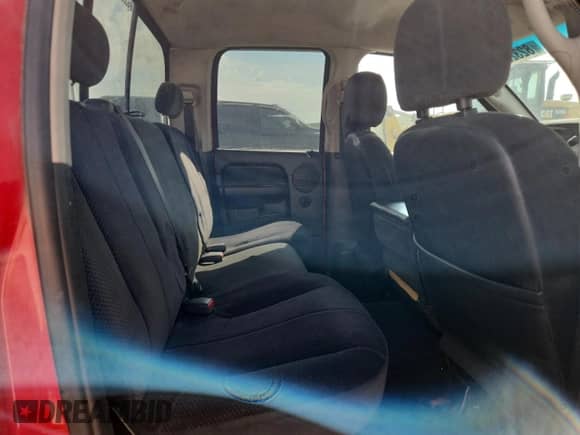 2005 Dodge 1500 SLT with VIN 1D7HU18D65J607029, listed as a Copart auction lot 82328685 with 327,916 mi miles and Clean title. Bid and sale history available at DreamBid. Image 10.