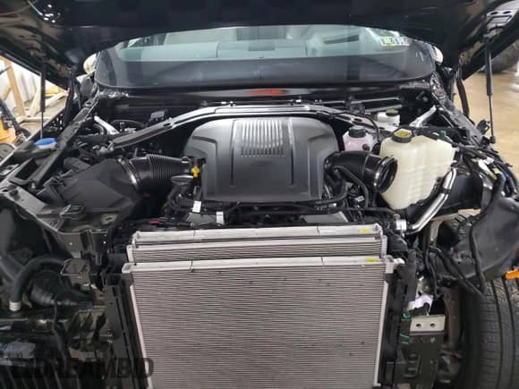 2025 Land Rover Range Rover Sport Autobiography with VIN SAL119E94SA450365, listed as a Copart auction lot 60019125 with 2,488 mi miles and Salvage title. Bid and sale history available at DreamBid. Image 12.