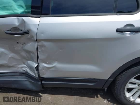 2015 Ford Explorer с VIN 1FM5K7B80FGB63531, выставлен на аукционе IAAI как лот 43069361 с пробегом 105 844 миль миль и . История ставок и продаж доступна на DreamBid. Изображение 6.