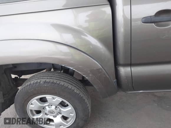 2011 Toyota Tacoma with VIN 5TFJX4GN7BX003349, listed as a IAAI auction lot 43220766 with 199,071 mi miles and . Bid and sale history available at DreamBid. Image 19.