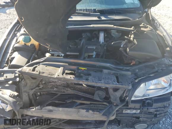 2007 Volvo S60 2.5L Turbo с VIN YV1RH592272604501, выставлен на аукционе Copart как лот 81914995 с пробегом 119 481 миль миль и Списание • Salvage title. История ставок и продаж доступна на DreamBid. Изображение 11.