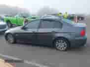 2007 BMW 3 Series 328i z VIN WBAVC53507FZ74485, wystawiony jako IAAI lot #43292107 z przebiegiem 176 945 mil mil oraz . Historia ofert i sprzedaży dostępna na DreamBid. Obrazek 14.