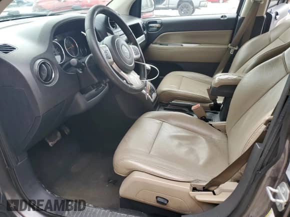 2015 Jeep Compass High Altitude с VIN 1C4NJCEA5FD171737, выставлен на аукционе Copart как лот 56751855 с пробегом 166 465 миль миль и Списание • Salvage title. История ставок и продаж доступна на DreamBid. Изображение 7.