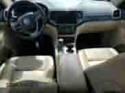 2021 Jeep Grand Cherokee Limited z VIN 1C4RJFBG1MC538020, wystawiony jako Copart lot #69112245 z przebiegiem 30 069 mil mil oraz Szkoda całkowita • Salvage title. Historia ofert i sprzedaży dostępna na DreamBid. Obrazek 8.