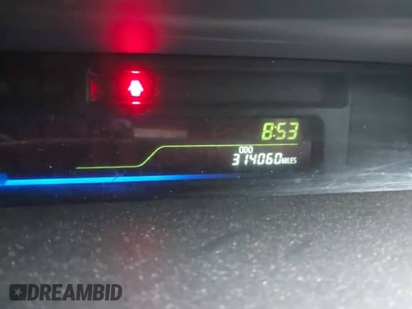 2015 Toyota Prius Two z VIN JTDZN3EU0FJ019141, wystawiony jako IAAI lot #43424590 z przebiegiem 314 060 mil mil oraz . Historia ofert i sprzedaży dostępna na DreamBid. Obrazek 16.