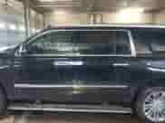 2016 Cadillac Escalade ESV Platinum с VIN 1GYS4KKJ2GR394857, выставлен на аукционе IAAI как лот 41854880 с пробегом 135 520 миль миль и . История ставок и продаж доступна на DreamBid. Изображение 15.