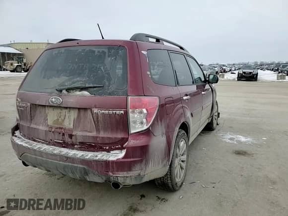 2011 Subaru Forester X Limited z VIN JF2SHBFC0BH712433, wystawiony jako Copart lot #45227035 z przebiegiem 110 852 mil mil oraz Szkoda całkowita • Salvage title. Historia ofert i sprzedaży dostępna na DreamBid. Obrazek 12.