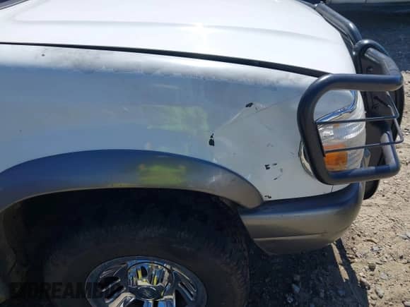 1999 Ford Explorer with VIN 1FMYU22E2XUC69949, listed as a IAAI auction lot 43340828 with 275,871 mi miles and . Bid and sale history available at DreamBid. Image 6.