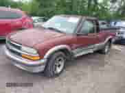 1998 Chevrolet S-10 LS с VIN 1GCCS19X4W8101503, выставлен на аукционе IAAI как лот 42313260 с пробегом 181 364 миль миль и . История ставок и продаж доступна на DreamBid. Изображение 17.