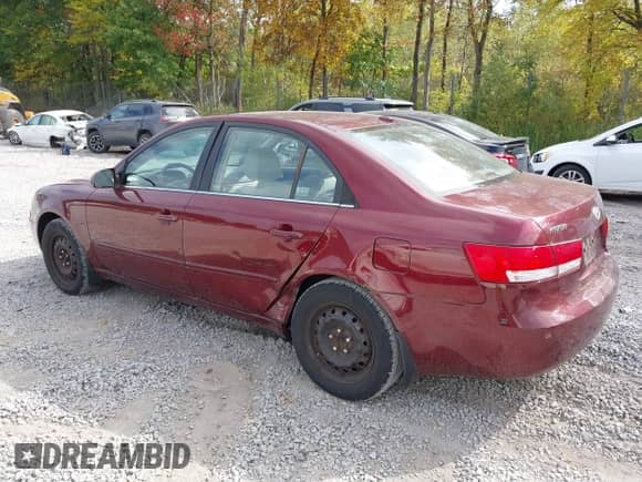 2007 Hyundai Sonata GLS с VIN 5NPET46C17H286041, выставлен на аукционе IAAI как лот 43394682 с пробегом 174 157 миль миль и . История ставок и продаж доступна на DreamBid. Изображение 6.