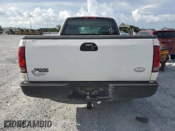 2001 Ford F-150 XL z VIN 1FTZX17231NA24118, wystawiony jako Copart lot #67022425 z przebiegiem Nie podano mil oraz Szkoda całkowita • Salvage title. Historia ofert i sprzedaży dostępna na DreamBid. Obrazek 6.