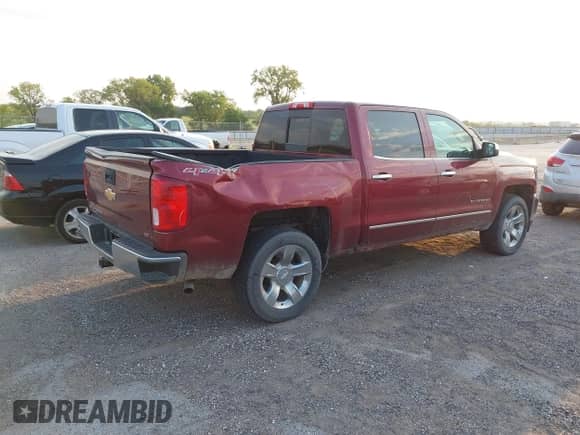 2017 Chevrolet Silverado 1500 LTZ с VIN 3GCUKSEC5HG300960, выставлен на аукционе IAAI как лот 43004873 с пробегом 125 996 миль миль и . История ставок и продаж доступна на DreamBid. Изображение 4.