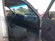 2001 Ford F-150 XL с VIN 1FTZX17291KF84291, выставлен на аукционе IAAI как лот 43377270 с пробегом Не указан миль и . История ставок и продаж доступна на DreamBid. Изображение 5.