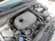 2019 Hyundai Veloster Turbo R-Spec z VIN KMHTH6AB4KU009686, wystawiony jako Copart lot #53135255 z przebiegiem 74 927 mil mil oraz Szkoda całkowita • Salvage title. Historia ofert i sprzedaży dostępna na DreamBid. Obrazek 14.