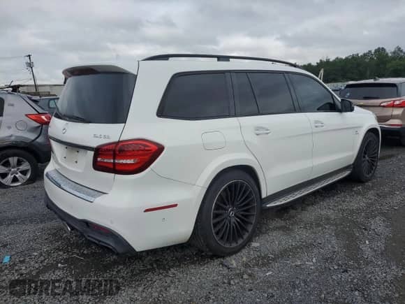 2017 Mercedes-Benz GLS 63 AMG z VIN 4JGDF7FE2HA814583, wystawiony jako Copart lot #66065085 z przebiegiem 134 389 mil mil oraz Szkoda całkowita • Salvage title. Historia ofert i sprzedaży dostępna na DreamBid. Obrazek 3.