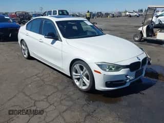 2014 BMW 3 Series 335i с VIN WBA3A9G57ENN73338, выставлен на аукционе IAAI как лот 43242741 с пробегом 86 651 миль миль и . История ставок и продаж доступна на DreamBid. Изображение 1.