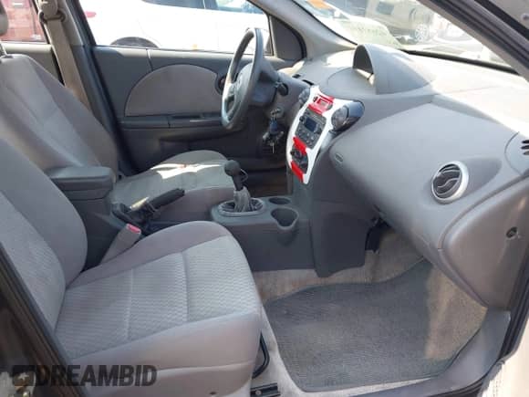 2005 Saturn ION ION 2 z VIN 1G8AZ52F65Z171471, wystawiony jako IAAI lot #42881191 z przebiegiem 202 582 mil mil oraz . Historia ofert i sprzedaży dostępna na DreamBid. Obrazek 5.