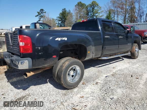 2008 Chevrolet Silverado 3500HD DRW LTZ с VIN 1GCJK33658F111202, выставлен на аукционе Copart как лот 48183765 с пробегом 124 859 миль миль и Списание • Salvage title. История ставок и продаж доступна на DreamBid. Изображение 3.