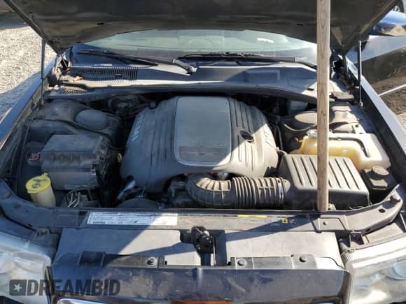 2005 Chrysler 300 300C AWD with VIN 2C3AK63H55H672324, listed as a Copart auction lot 48790925 with 258,543 mi miles and Salvage title. Bid and sale history available at DreamBid. Image 11.