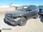 2024 Jeep Compass Trailhawk с VIN 3C4NJDDN4RT135384, выставлен на аукционе IAAI как лот 41251948 с пробегом 6 981 миль миль и . История ставок и продаж доступна на DreamBid. Изображение 2.