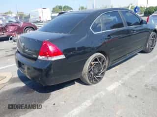 2012 Chevrolet Impala LS Fleet с VIN 2G1WF5E38C1183433, выставлен на аукционе IAAI как лот 43163725 с пробегом 307 557 миль миль и . История ставок и продаж доступна на DreamBid. Изображение 4.