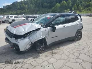 2024 Jeep Compass Trailhawk с VIN 3C4NJDDN2RT171493, выставлен на аукционе Copart как лот 69866585 с пробегом 29 737 миль миль и Списание • Salvage title. История ставок и продаж доступна на DreamBid. Изображение 1.