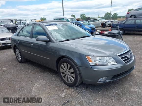 2010 Hyundai Sonata Limited с VIN 5NPEU4AF2AH610362, выставлен на аукционе IAAI как лот 42158403 с пробегом 110 871 миль миль и . История ставок и продаж доступна на DreamBid. Изображение 1.