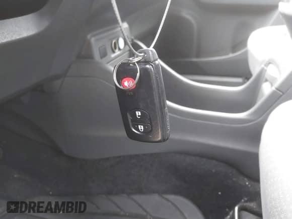 2014 Toyota Prius Three с VIN JTDZN3EU2E3316429, выставлен на аукционе IAAI как лот 43582824 с пробегом 183 983 миль миль и . История ставок и продаж доступна на DreamBid. Изображение 11.