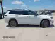 2023 Jeep Grand Cherokee Summit Reserve с VIN 1C4RJKEG0P8782804, выставлен на аукционе IAAI как лот 42217373 с пробегом 39 402 миль миль и . История ставок и продаж доступна на DreamBid. Изображение 14.