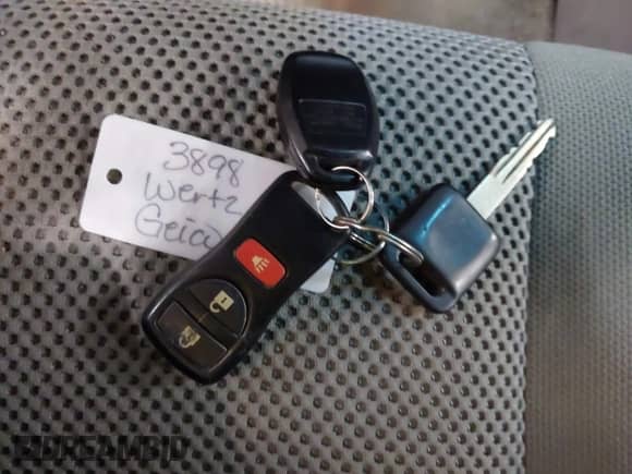 2016 Nissan Frontier SV z VIN 1N6AD0EVXGN765854, wystawiony jako IAAI lot #43465196 z przebiegiem 71 731 mil mil oraz . Historia ofert i sprzedaży dostępna na DreamBid. Obrazek 11.