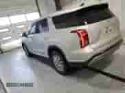 2025 Hyundai Palisade SEL z VIN KM8R2DGE4SU901177, wystawiony jako Copart lot #85887095 z przebiegiem 11 397 mil mil oraz Czysty tytuł • Clean title. Historia ofert i sprzedaży dostępna na DreamBid. Obrazek 2.