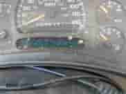 2006 GMC Sierra 1500 SL z VIN 2GTEC13V261282441, wystawiony jako IAAI lot #41799896 z przebiegiem 274 960 mil mil oraz . Historia ofert i sprzedaży dostępna na DreamBid. Obrazek 7.