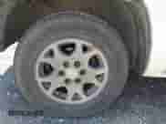 2001 GMC Sierra 1500 SLE z VIN 2GTEC19V011225042, wystawiony jako IAAI lot #42172066 z przebiegiem Nie podano mil oraz . Historia ofert i sprzedaży dostępna na DreamBid. Obrazek 12.