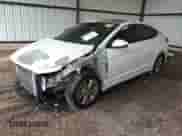 2017 Hyundai Elantra SE z VIN 5NPD84LF8HH144363, wystawiony jako IAAI lot #42429036 z przebiegiem 104 964 mil mil oraz . Historia ofert i sprzedaży dostępna na DreamBid. Obrazek 2.