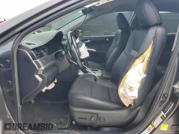 2014 Toyota Camry SE with VIN 4T1BF1FK7EU301981, listed as a Copart auction lot 70094195 with 203,911 mi miles and Salvage title. Bid and sale history available at DreamBid. Image 7.