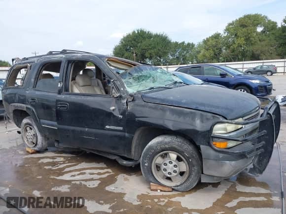 2003 Chevrolet Tahoe LS with VIN 1GNEC13Z93R226929, listed as a IAAI auction lot 43045072 with 174,462 mi miles and . Bid and sale history available at DreamBid. Image 13.