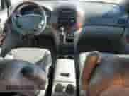 2004 Toyota Sienna XLE z VIN 5TDBA22C94S012496, wystawiony jako Copart lot #80386005 z przebiegiem 180 370 mil mil oraz Szkoda całkowita • Salvage title. Historia ofert i sprzedaży dostępna na DreamBid. Obrazek 8.