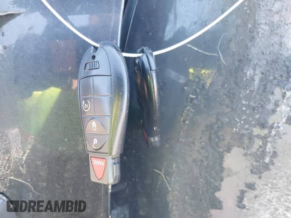 2020 Ram 1500 SLT z VIN 1C6RR6TT9LS134821, wystawiony jako IAAI lot #41517995 z przebiegiem Nie podano mil oraz . Historia ofert i sprzedaży dostępna na DreamBid. Obrazek 11.