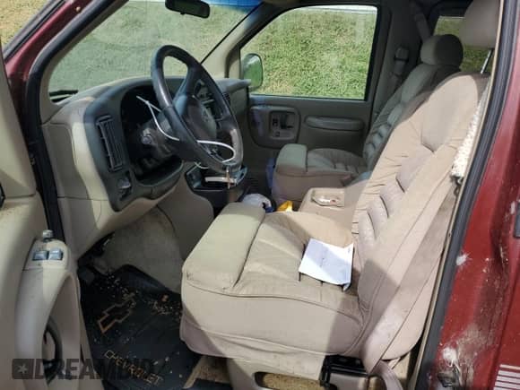 2001 Chevrolet Express Cargo YF7 Upfitter с VIN 1GBFG15R211107571, выставлен на аукционе Copart как лот 59157185 с пробегом 157 052 миль миль и Чистый • Clean title. История ставок и продаж доступна на DreamBid. Изображение 7.