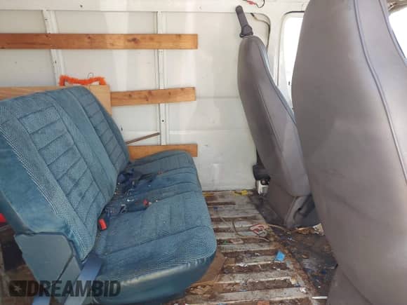 1995 Dodge Cargo with VIN 2B7HB21Y4SK528476, listed as a IAAI auction lot 42144151 with 218,432 mi miles and . Bid and sale history available at DreamBid. Image 8.