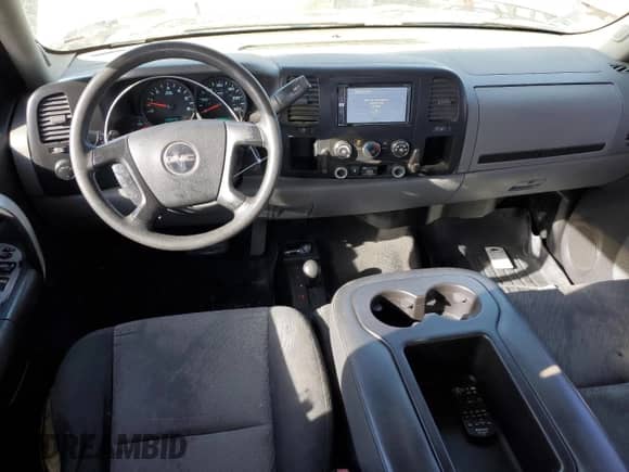 2008 GMC Sierra 1500 SL with VIN 2GTEK13C481267945, listed as a Copart auction lot 89013005 with 286,401 mi miles and Clean title. Bid and sale history available at DreamBid. Image 8.