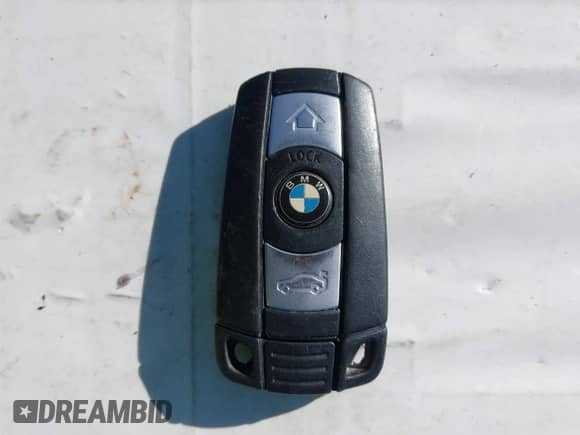 2010 BMW 3 Series 335i xDrive с VIN WBAPL3C55AA409120, выставлен на аукционе IAAI как лот 43430837 с пробегом 234 214 миль миль и . История ставок и продаж доступна на DreamBid. Изображение 11.