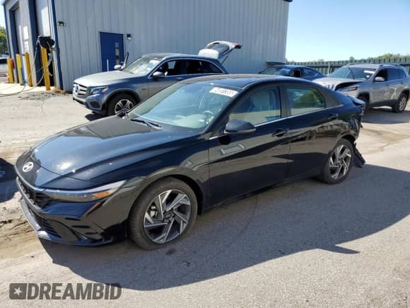 2025 Hyundai Elantra Limited with VIN KMHLN4DJ1SU165457, listed as a Copart auction lot 84891355 with 4,660 mi miles and Salvage title. Bid and sale history available at DreamBid. Image 1.