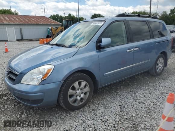 2008 Hyundai Entourage GLS z VIN KNDMC233686053031, wystawiony jako Copart lot #58337575 z przebiegiem 183 288 mil mil oraz Szkoda całkowita • Salvage title. Historia ofert i sprzedaży dostępna na DreamBid. Obrazek 1.