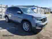 2024 Honda Passport EX-L с VIN 5FNYF8H52RB020345, выставлен на аукционе Copart как лот 48179365 с пробегом 3 560 миль миль и На запчасти • Non repairable. История ставок и продаж доступна на DreamBid. Изображение 4.